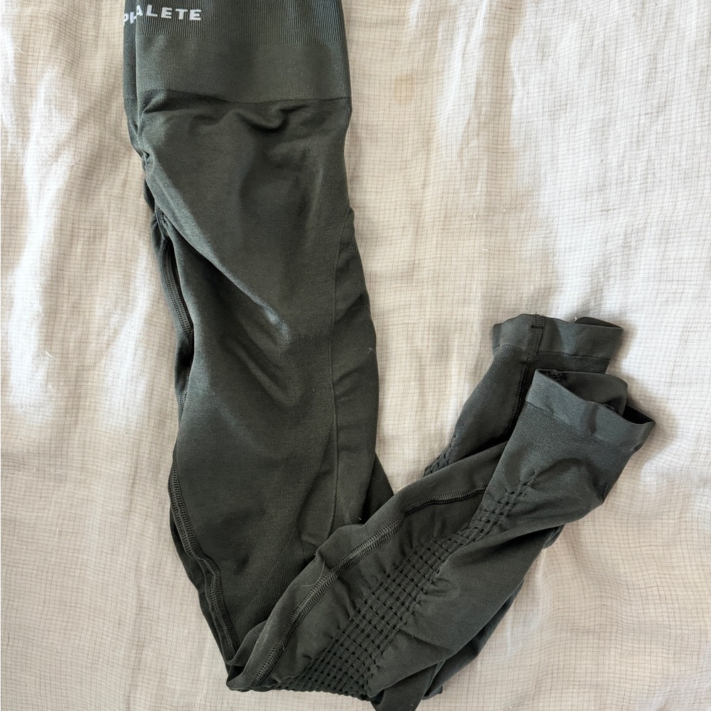 Alphalete Contour Legging
